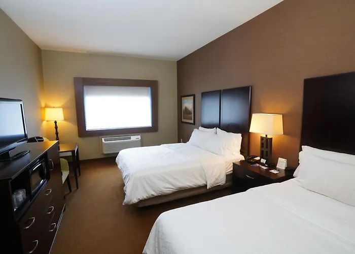 Creekside Hotel & Suites